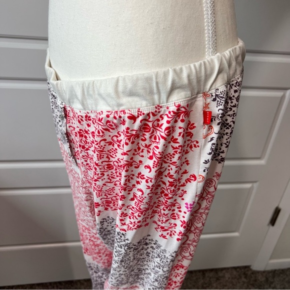 Josie Pajama Set Long Sleeve Top Pants Floral Print Loungewear Sleepwear Size XL - Picture 10 of 12